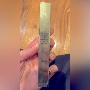 Kevin Aucoin liquid contour wand